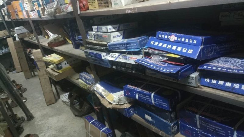 解放J6重型卡车减震器型号揭秘：如何选择合适的减震器